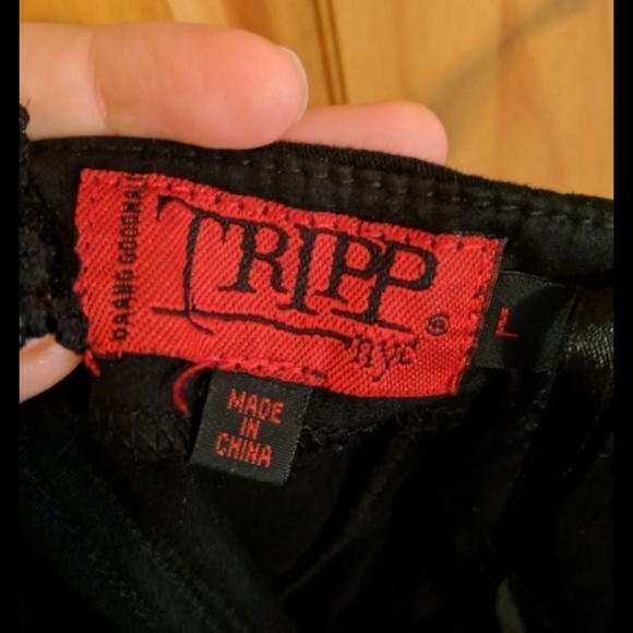 TRIPP NYC Corset - Picture 2 of 3